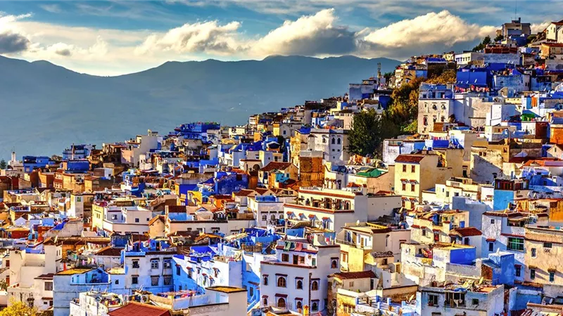 المغرب يسعى لزيادة معدلات تدفق السياحة من إيطاليا
