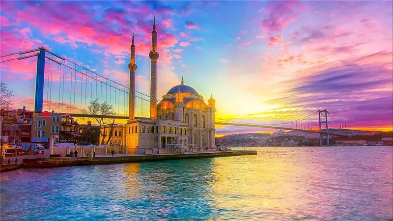 ارتفاع الحجوزات السياحية إلى تركيا قبل موسم الصيف مع زيادة الطلب الأوروبي