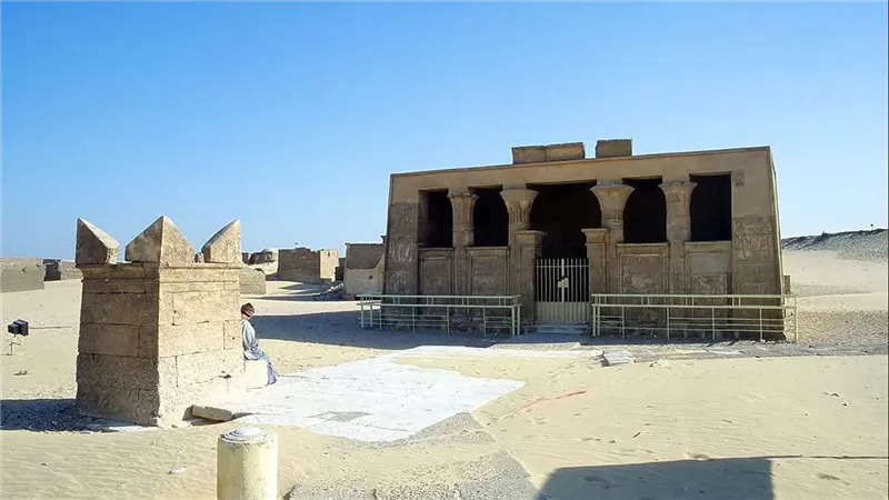 تونا الجبل.. المدينة الجنائزية تحت الأرض تكشف أسرار الحكمة والخلود في المنيا