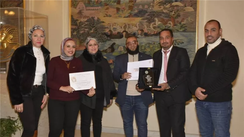 في ليلة تكريم حماة الحضارة.. المتحف المصري بالقاهرة يحصد جائزة زاهي حواس 2025