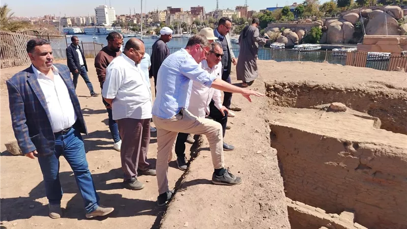 الأعلى للآثار بأسوان يطلق مشاريع تطوير كبرى للمقابر والمتحف ودير القديس سمعان