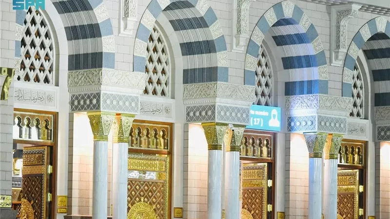 أبواب المسجد النبوي.. تحف معمارية خالدة تمزج أصالة التاريخ بإبداع الحاضر