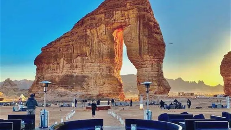 العُلا.. متحف مفتوح بالسعودية يروي تاريخ الإنسان عبر العصور 