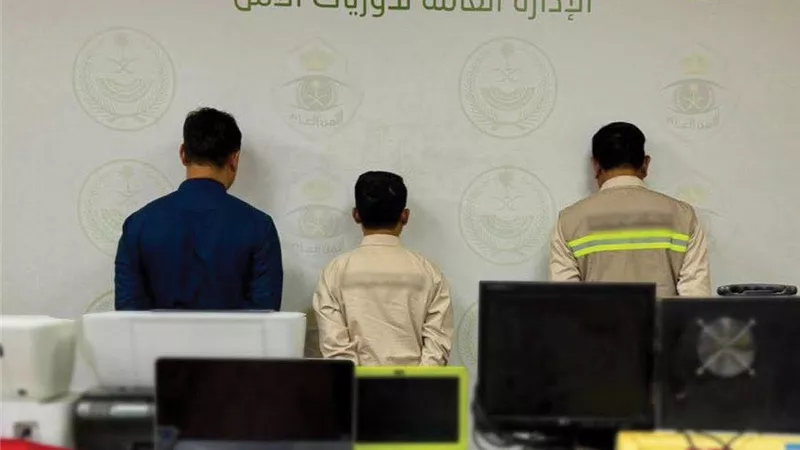 ضبط 13889 مخالفًا لأنظمة الإقامة والعمل وأمن الحدود بالسعودية خلال أسبوع
