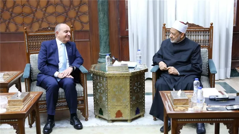 شيخ الأزهر يستقبل السفير الأردني بالقاهرة