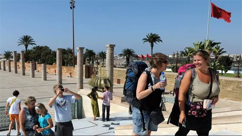 رغم تحديات المناخ.. المغرب تستقبل 4.3 مليون سائح في الربع الأول من العام