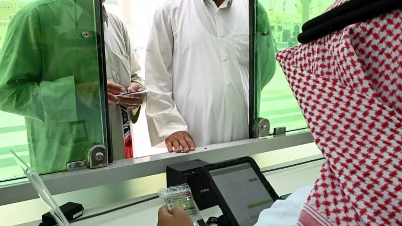 ماذا تفعل المملكة لتيسر وصول الخدمات للمعتمرين والزائرين ؟