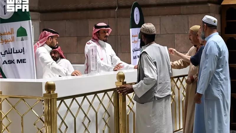 بـ10 لغات.. خدمات المسجد النبوي تواكب تنوع الزائرين