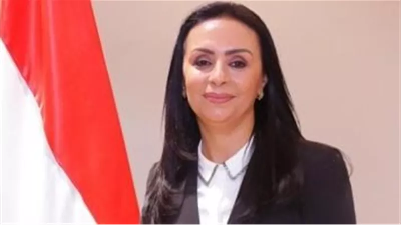 وزيرة التضامن تتابع تصعيد حجاج الجمعيات الأهلية إلى عرفات وتطمئن على الخدمات
