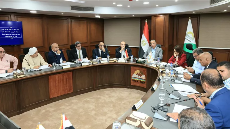 توجيهات جديدة من محافظ الجيزة بشأن سوق الجملة للخضروات والفاكهة