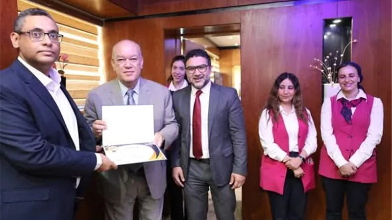 شركة ميناء القاهرة الجوي تكرم الكفاءات المتميزة من العاملين