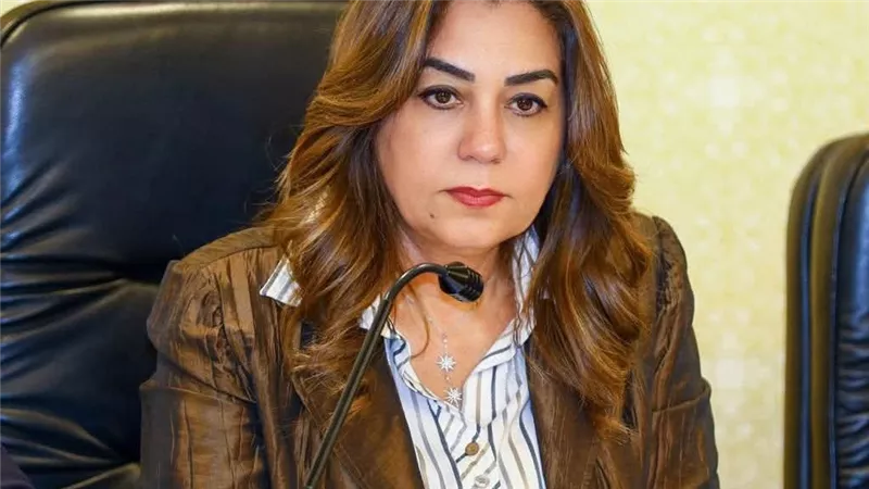 مواطن ينقذ ٦ سلاحف بحرية مهددة بالإنقراض بأشتوم