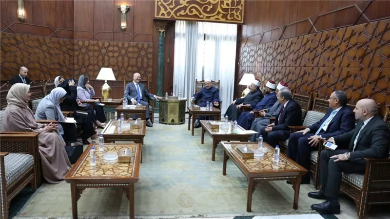 المفوض السامي للأمم المتحدة لشؤون اللاجئين : نتطلع إلى تعزيز التعاون مع الأزهر