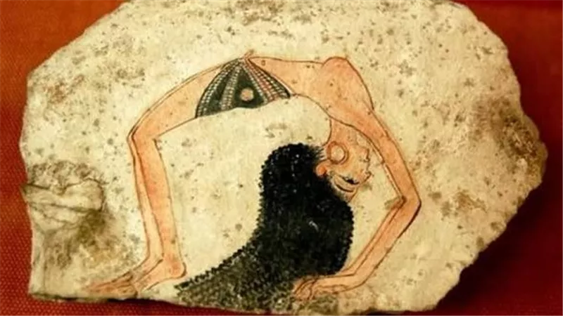 قبل وسائل التواصل، الأوستراكا كانت منصة المصري القديم للتعبير والسخرية