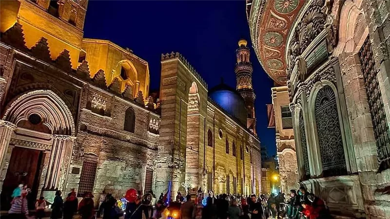 أسرار شارع المعز، ألف عام من الحكايات خلف أبواب القاهرة القديمة