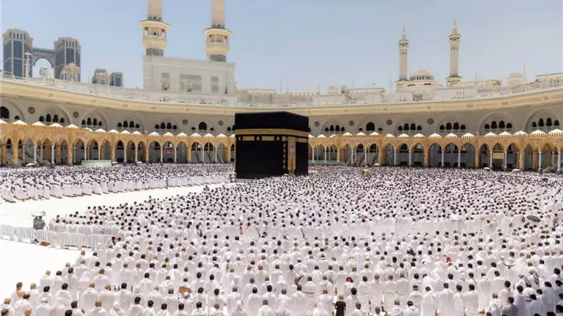 10 مميزات ومعلومات عن تأشيرة العمرة متعددة الدخول