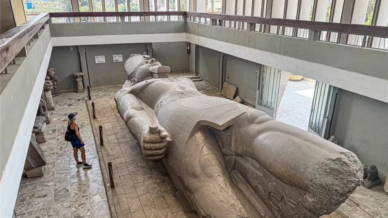 علماء مصريات: 90% من كنوز عاصمة مصر القديمة 