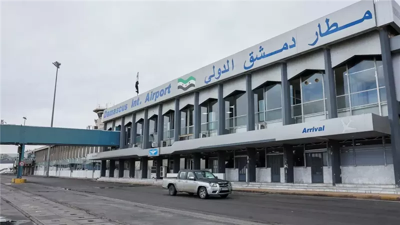 مطار دمشق