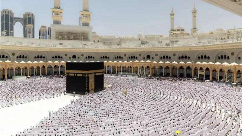 ننشر الضوابط التنظيمية لتأشيرة العمرة متعددة الدخول