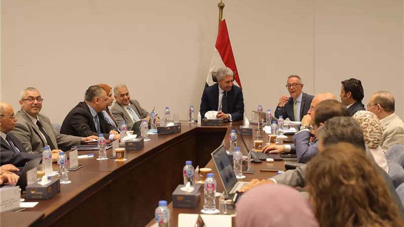 اجتماع مهم لوزير السياحة مع مجلس إدارة هيئة المتحف الكبير