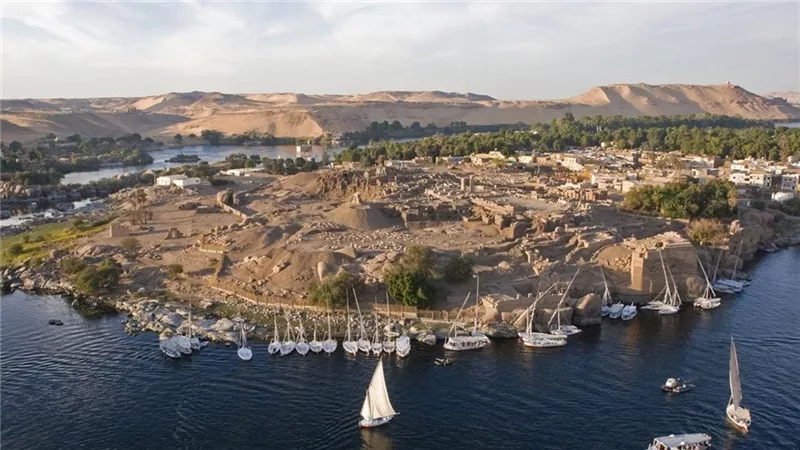 السياحة في أسوان.. خطة جديدة لرفع جودة الخدمات ودعم الإشغالات الفندقية