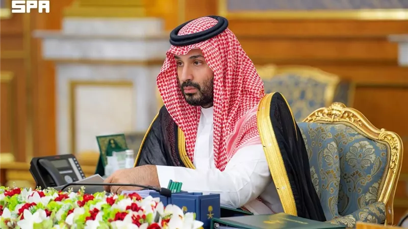 أول تعليق من السعودية على اندلاع حريق بمتن سفينتين في مصر