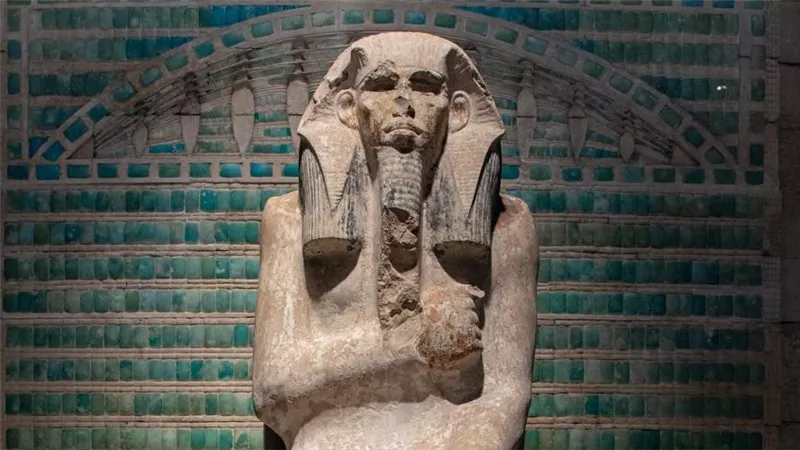 الملك زوسر..صاحب أول هرم حجري غيّر تاريخ العمارة المصرية القديمة إلى الأبد