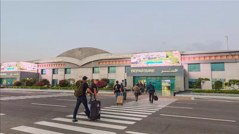رئيس المطارات: نمو حركة الركاب بمطار العلمين 29%.. و650 راكبا في الساعة
