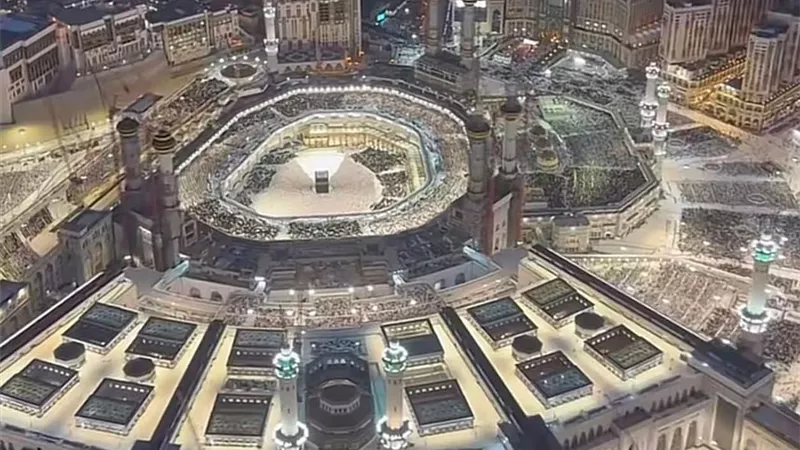 المسجد الحرام.. 3 توسعات كبرى لزيادة أعداد الحجاج والمعتمرين
