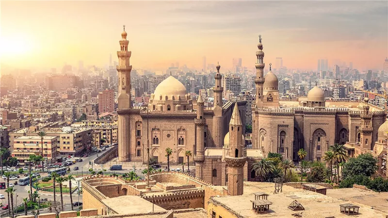 «أسبوع إحياء للتراث» يعيد قراءة القاهرة عبر طبقات المدينة وحكاياتها المنسية