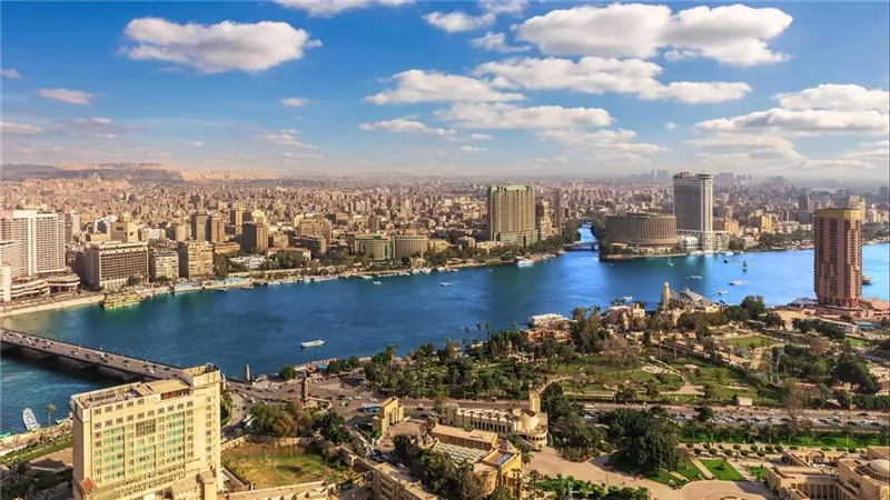 بروتوكول اليوم.. مشروع سياحي غدًا؟ قراءة في فرص التعاون المصري
