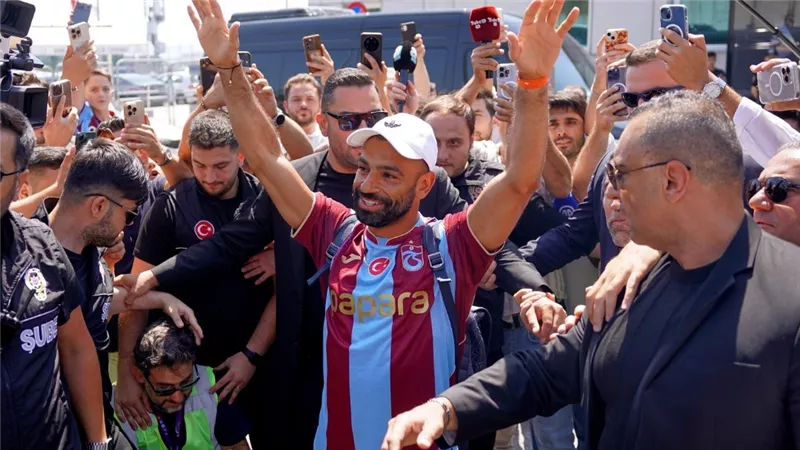 شارع كامل باسم محمد صلاح.. مفاجأة مدوية من طرابزون لنجمها المصري