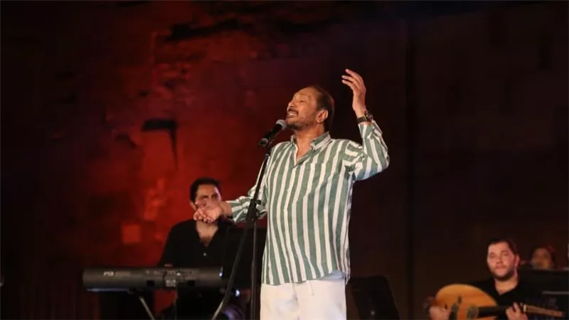 القلعة34.. علي الحجار يستعيد ذاكرة الأغنية المصرية وكورال «أون» يقدم جيلًا جد
