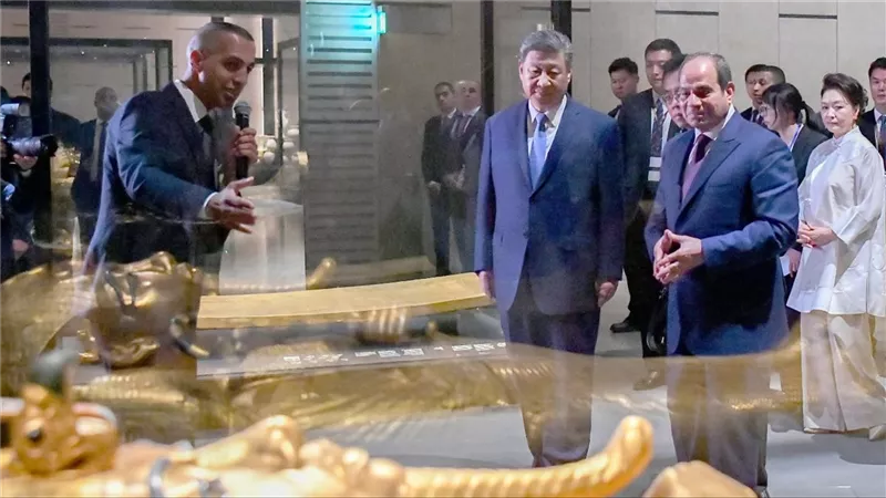 من رمسيس الثاني إلى توت عنخ آمون، تفاصيل جولة الرئيس الصيني داخل المتحف الكبير
