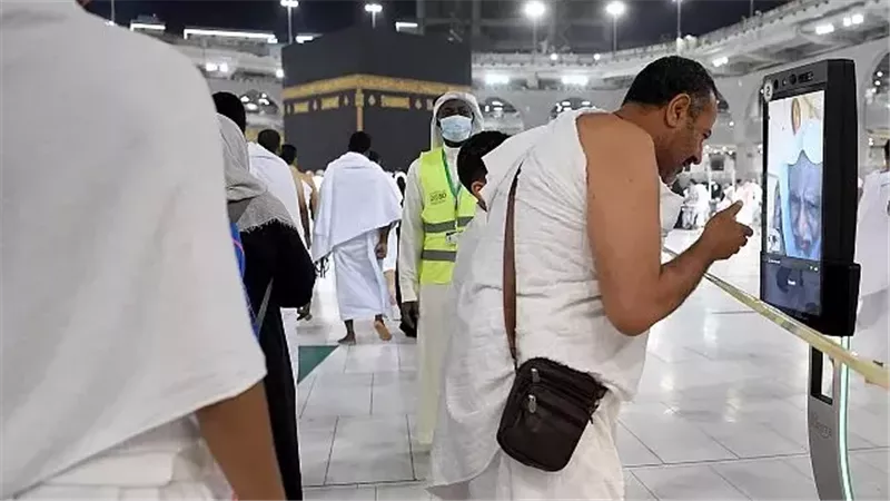 كيف تقود السعودية مستقبل الحج والعمرة بالذكاء الاصطناعي ؟