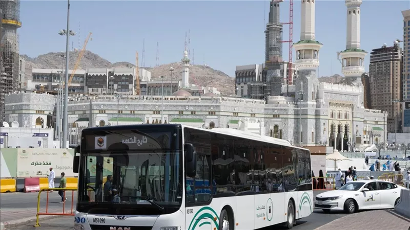 من المدينة إلى مكة.. تفاصيل الرحلة الأخيرة قبل حادث المعتمرين المصريين