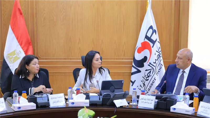 وزيرة التضامن تتابع أداء «بنك ناصر» وتناقش خطط تطوير الخدمات المصرفية