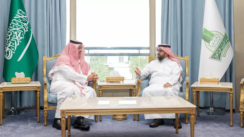 جامعة الملك عبدالعزيز وغرفة مكة تعززان التعاون الاقتصادي والمعرفي