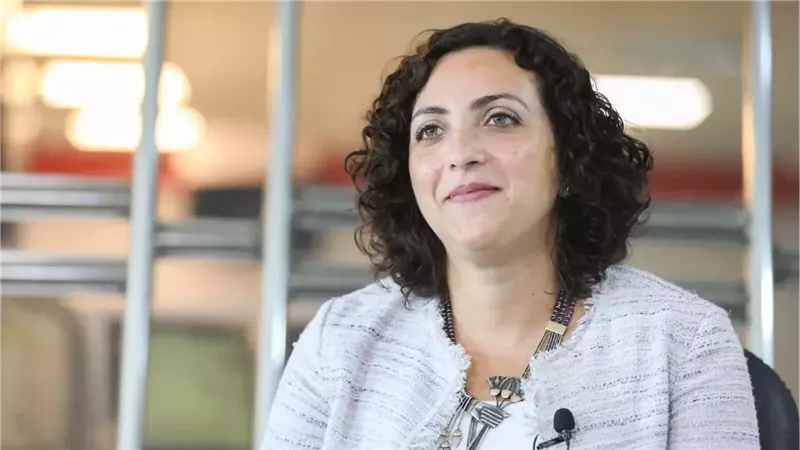 بلاغ للنيابة الإدارية.. مونيكا حنا تطالب بفحص قرارات تكليف موظفي الآثار 
