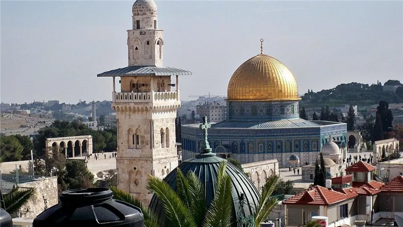 مصر ترفض المساس بالوصاية الهاشمية على مقدسات القدس وتحذر من التصعيد