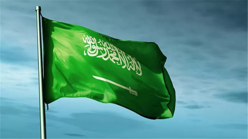 السعودية تطالب بموقف دولي حازم بعد محاولة استهداف مكة