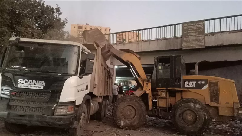 رفع 1500 طن رتش من نفق التربيع بالهرم وإعادة فتحه أمام السيارات