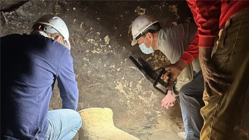 أجور العاملين بالآثار.. ماذا تقول السياحة والآثار والمالية عن المطالب؟