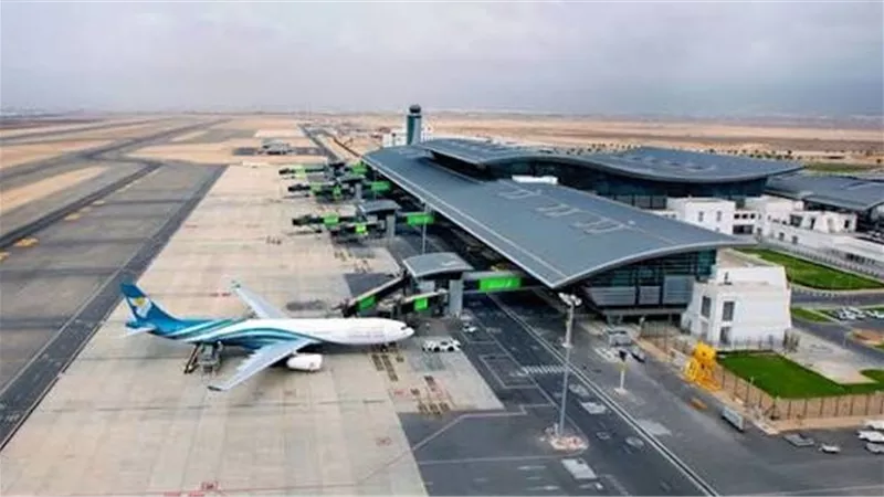 مطار صلالة يستقبل 686 ألف مسافر خلال موسم ظفار 2026