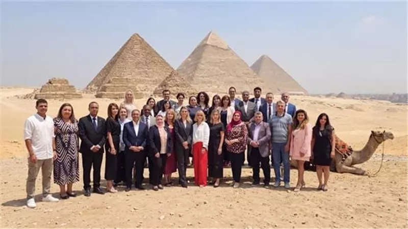 الطيران والاستثمار والرقمنة.. 3 محاور ترسم مستقبل السياحة المصرية