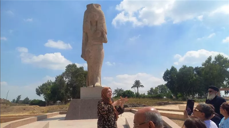 وفد من كنيسة السيدة العذراء بالجيزة في زيارة أثرية إلى منطقة تل بسطا