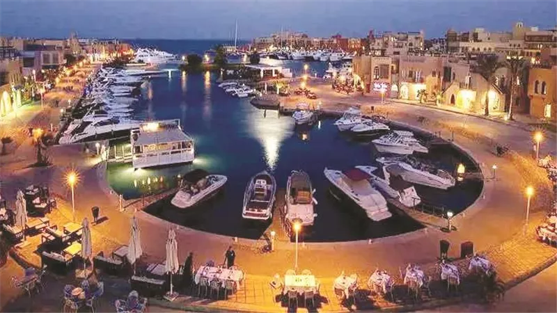أسعار الفنادق ترتفع 20%.. زيادة الرحلات تنعش الموسم السياحي الشتوي في مصر