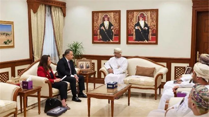 مصر وعمان تفتحان صفحة جديدة في التعاون السياحي.. تفاصيل المباحثات