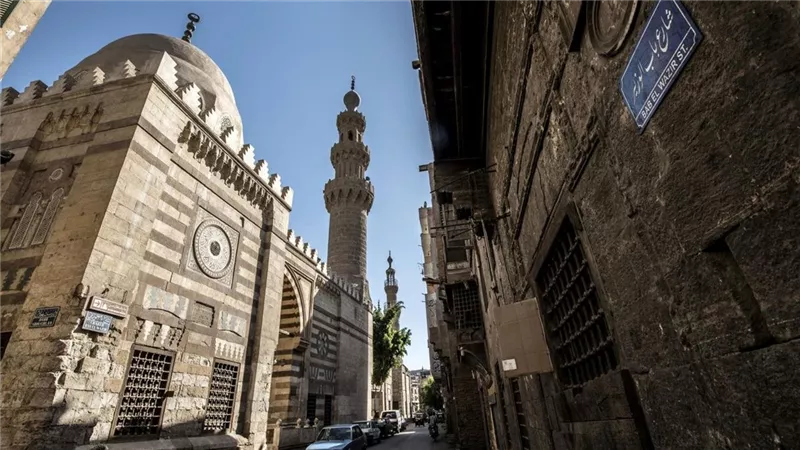 شارع باب الوزير.. مكتبة مصر العامة تنظم ندوة للتعرف على حكايات القاهرة التاريخ