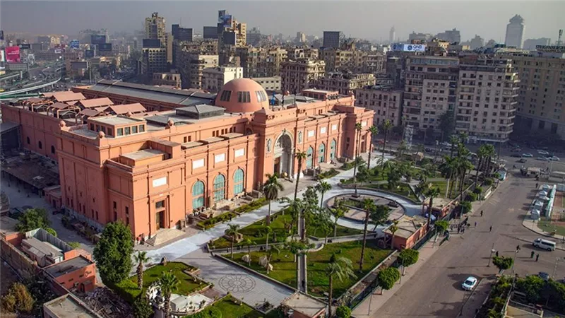 المتحف المصري بالتحرير 